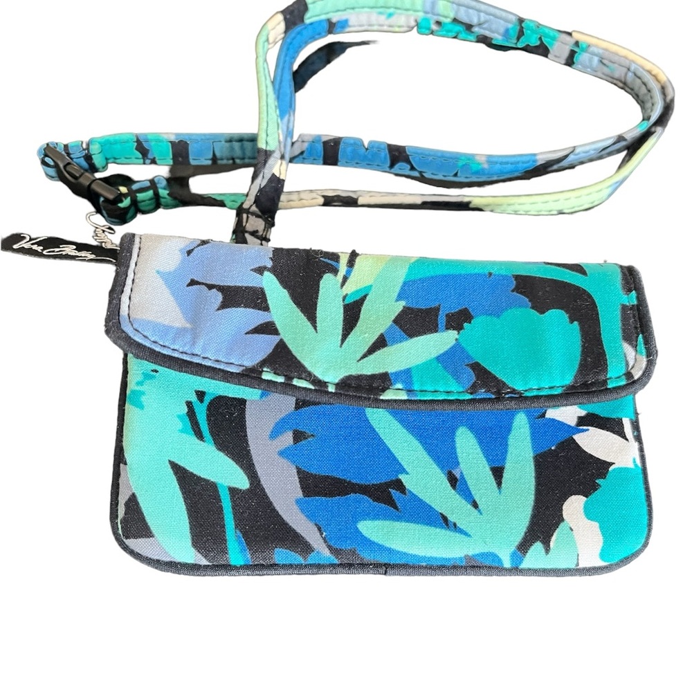 Vera Bradley Lanyard/Wallet Id holder blue/black palm